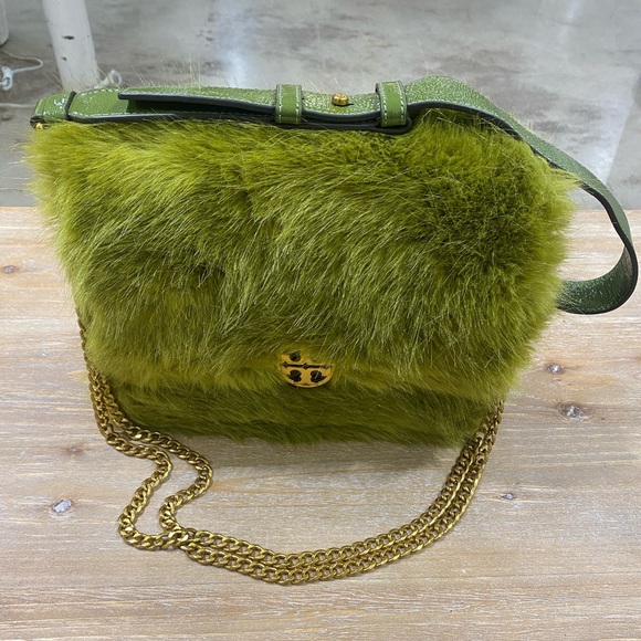 TORY BURCH FAUX FUR BAG ***NOT the mini - Picture 3 of 5
